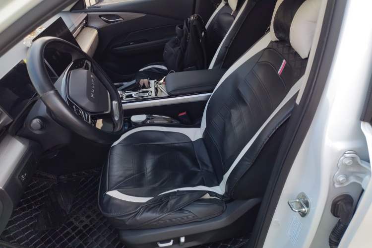 Used Wuling Xingguang 2024 Co-Creation Edition 510 Advanced Model Left Front Seat