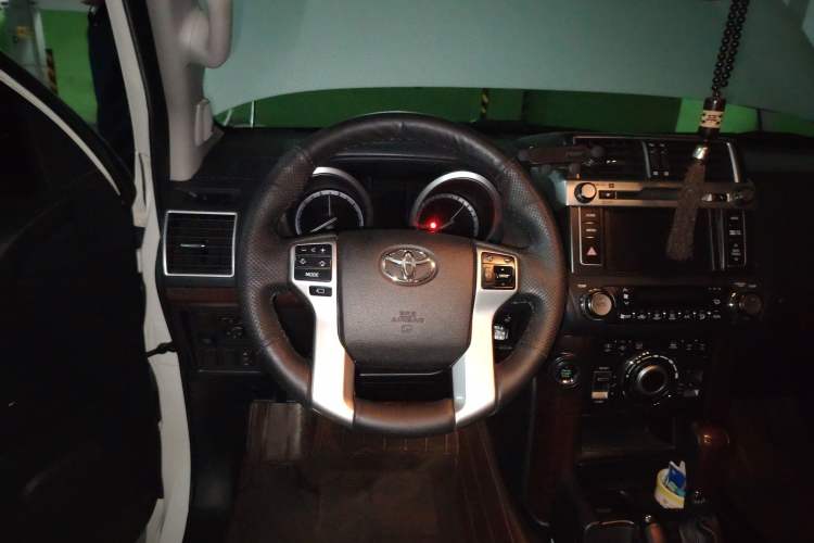 Used Toyota Prado 2016 3.5L Automatic VX NAVI
