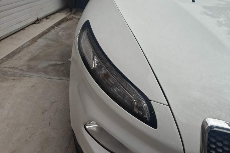 Used Jeep Cherokee 2016 2.0L Superior Edition
