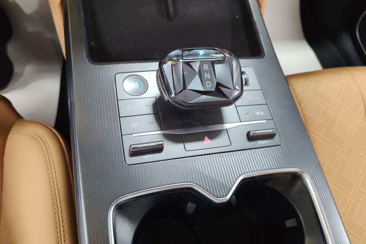 Used BYD Song L DM-i 2024 112 km Leading Edition