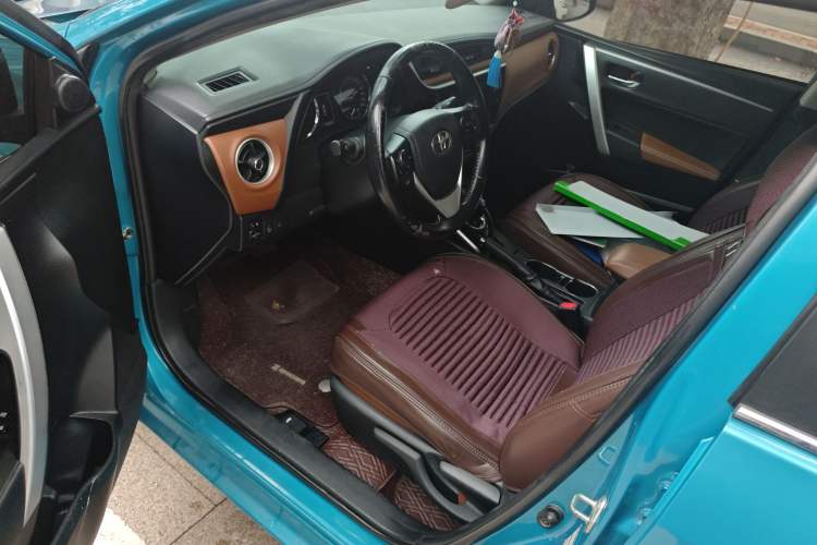 Used Toyota Corolla Hybrid E+ 2019 1.8L E-CVT Luxury Edition
