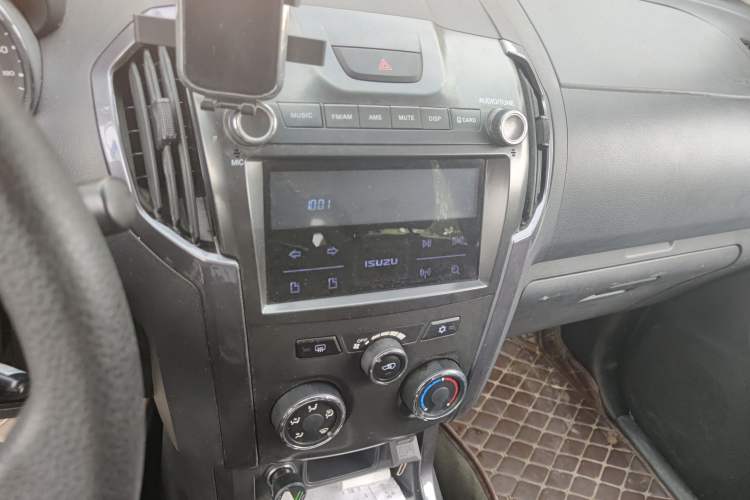 Used Isuzu TAGA 2018 3.0T Two-Wheel Drive Elite Edition