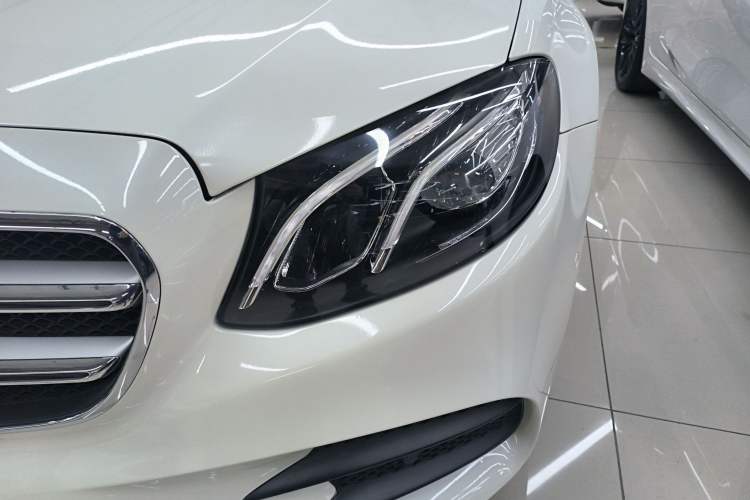 Used Mercedes-Benz E-Class 2019 Restyled E 300 L Sporty and Stylish Edition