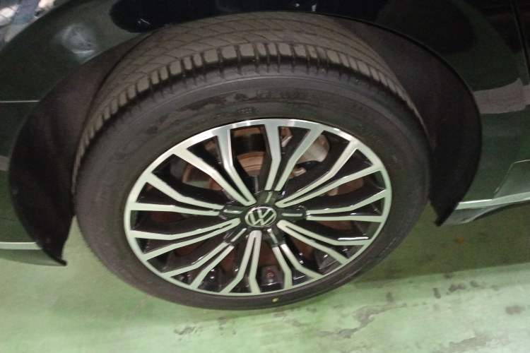 Used Volkswagen Phideon 2021 380TSI Luxury Edition