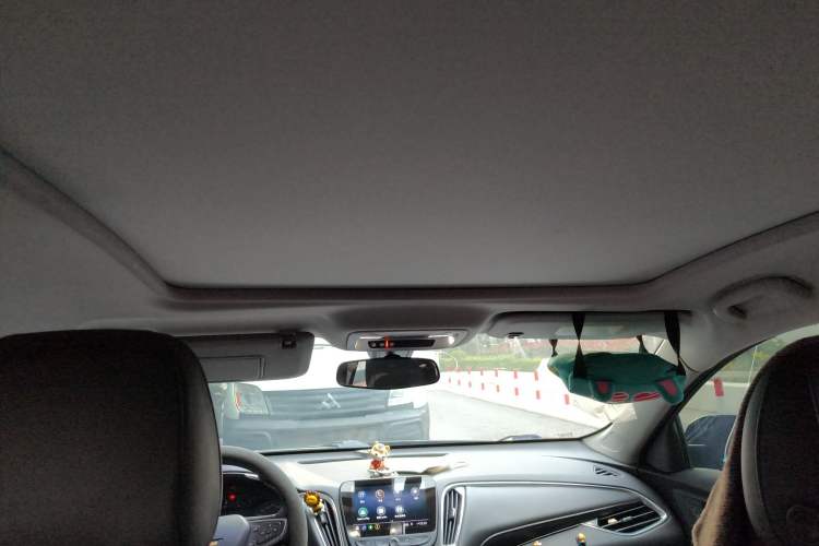 Used Chevrolet Malibu XL 2021 535T Automatic Sport Edition Headliner