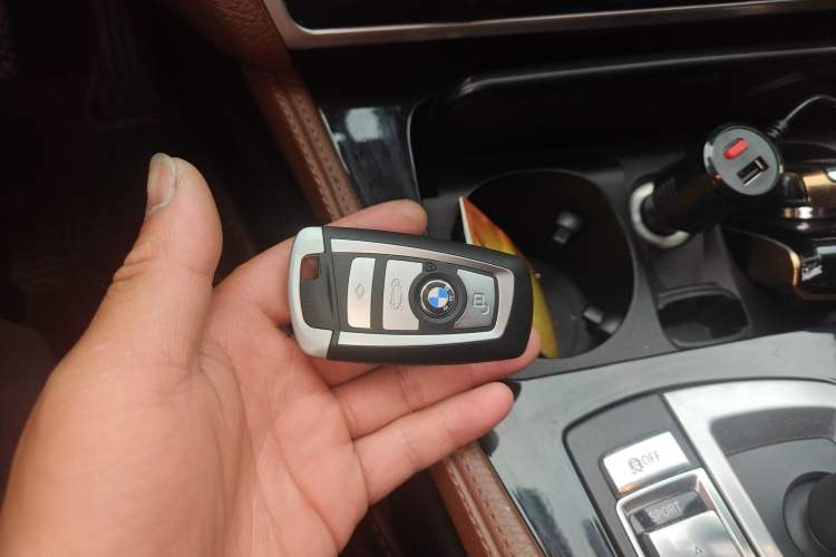 Used BMW 5 Series 2014 520Li Elegant Model