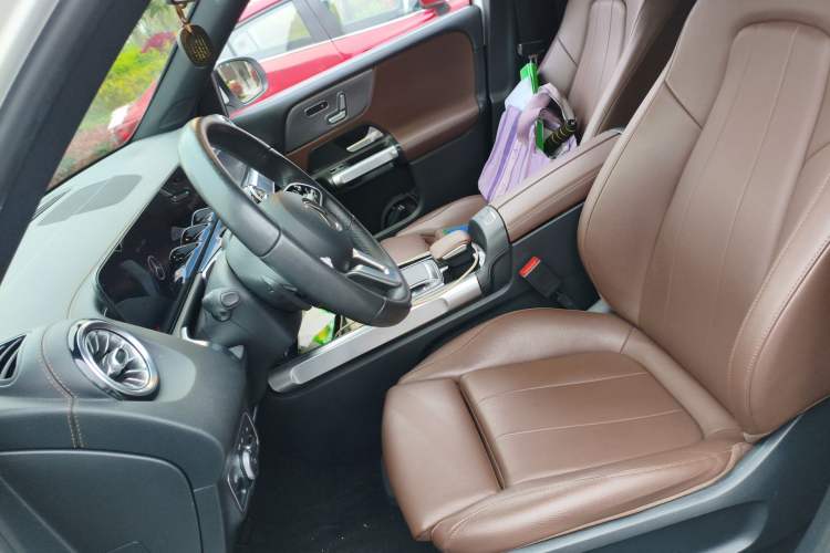 Used Mercedes-Benz GLB 2021 GLB 200 Fashion Model Left Front Seat