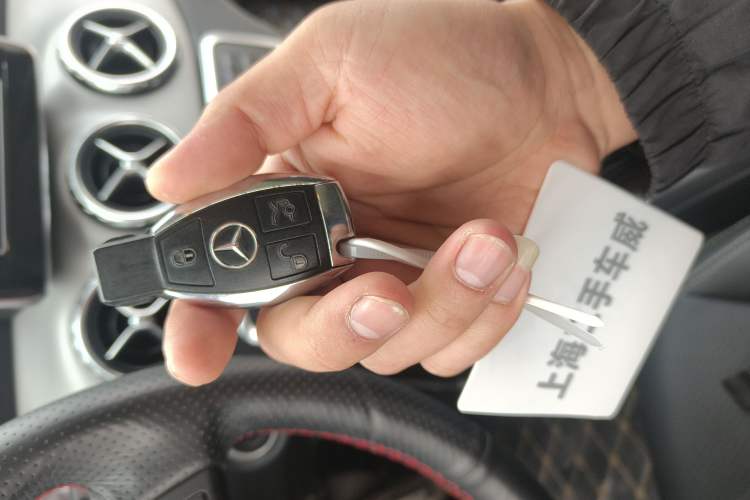 Used Mercedes-Benz GLA 2015 GLA 220 4MATIC Luxury Model