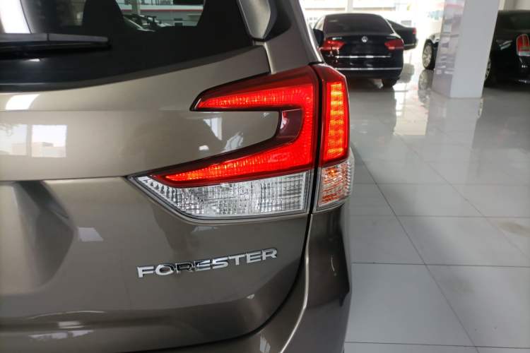 Used Subaru Forester 2019 2.0i Luxury Edition EyeSight
