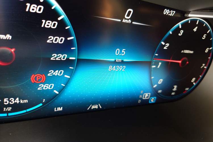 Used Mercedes-Benz GLC 2020 Facelifted GLC 300 L 4MATIC Luxury Edition