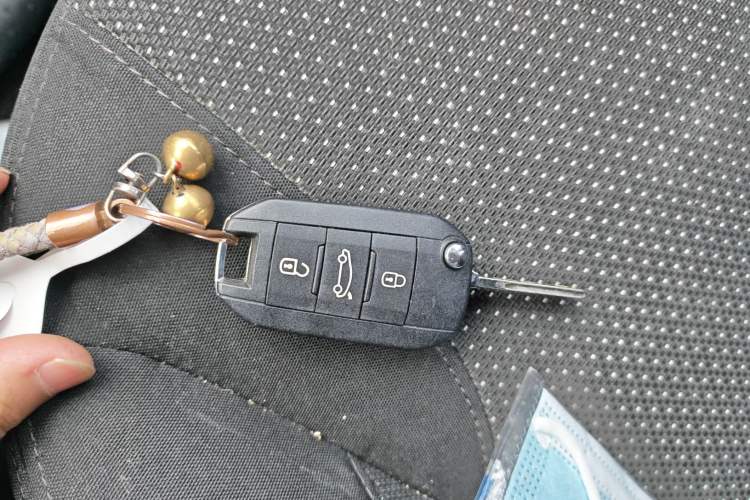 Used Peugeot 2008 2014 1.6L Manual Fashion Edition Vehicle Key