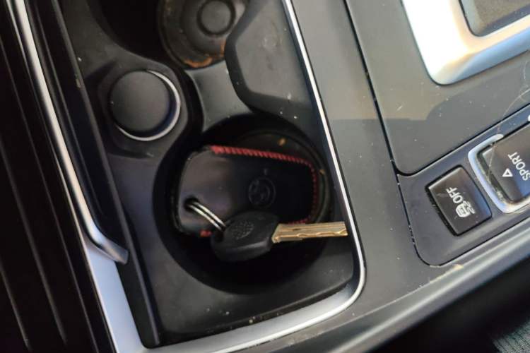 Used BMW 1 Series 2018 118i Leading Model Vehicle Key