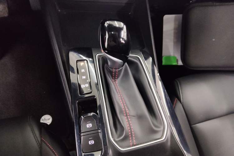 Used MG 5 2023 180 DVVT CVT Luxury Edition