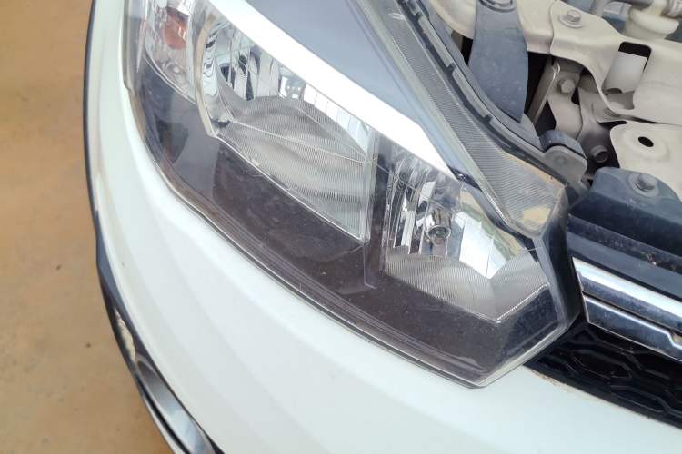 Used Great Wall M4 2014 1.5L Manual Luxury Model Right Front Headlight