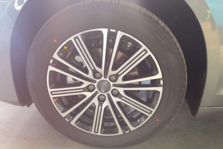 Used Geely Auto Preface 2026 Model Oriental Yao 1.5TD Fuyao Edition
