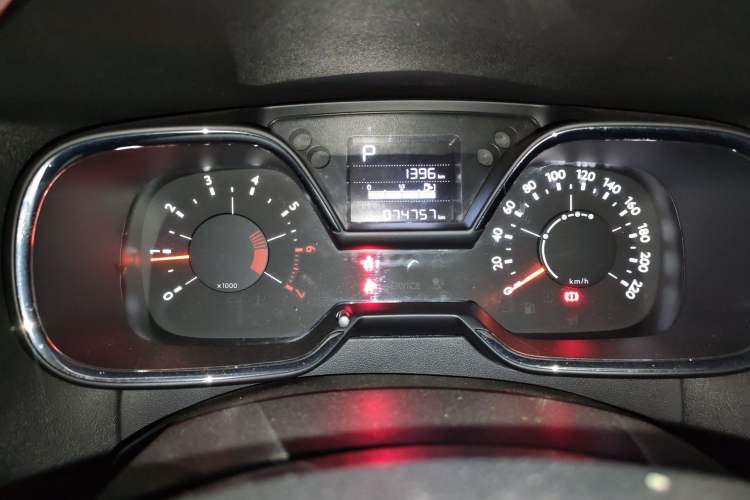 Used Citroen C4 Sega 2016 1.6L Automatic Luxury Model Odometer Close Up