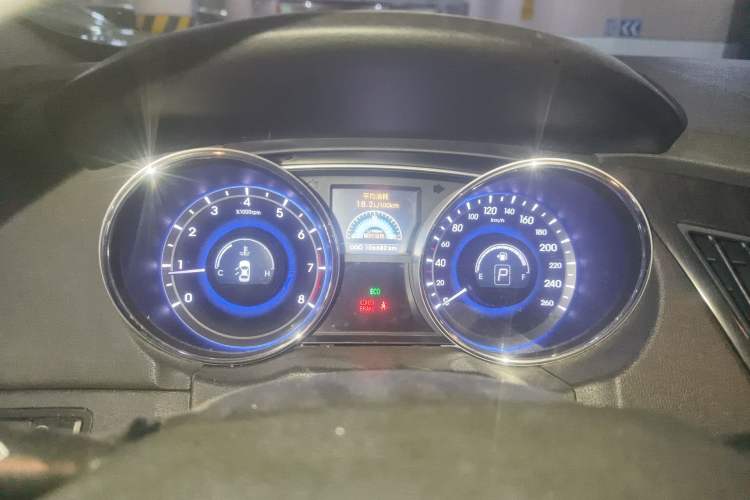 Used Hyundai Sonata 2013 2.0L Automatic Luxury Edition