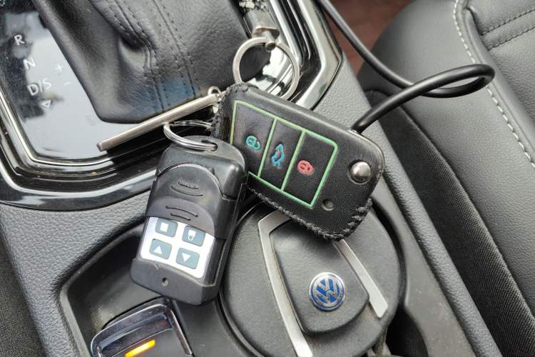 Used Volkswagen Touran 2018 Volkswagen Touran L 280TSI DSG Luxury Edition 7 Seats Vehicle Key