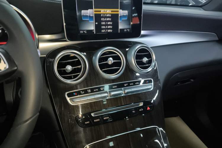 Used Mercedes-Benz GLC 2017 GLC 260 4MATIC Dynamic Edition