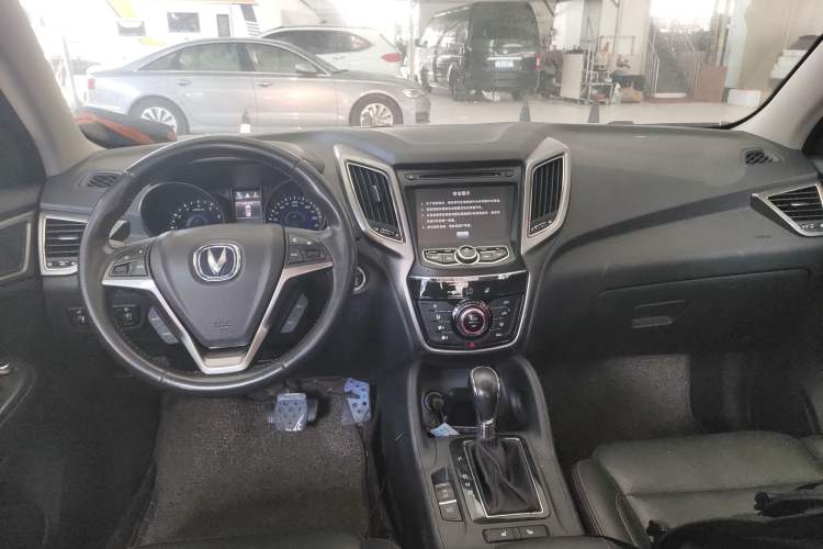 Used Changan CS75 2014 1.8T Automatic Prestige Model China V Standard
