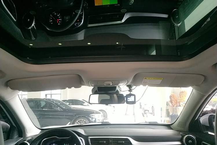 Used MG ZS 2022 180 DVVT Automatic Global Million-Unit 958 Edition
