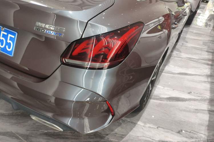 Used MG 5 2022 180 DVVT Manual Youth Luxury Edition