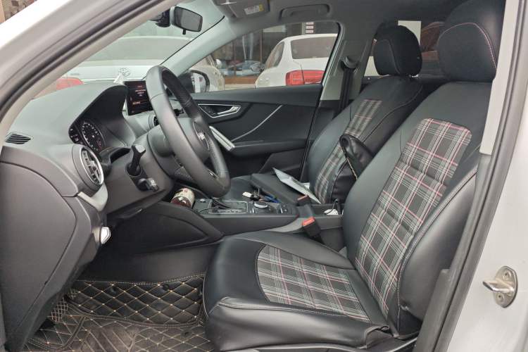 Used Audi Q2L 2020 35 TFSI Ambition Dynamic Edition Left Front Seat