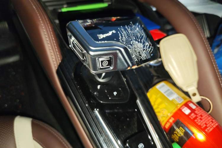 Used Geely Auto Monjaro L 2021 2.0TD DCT EVO Two-Wheel Drive Smart Luxury Version Gear Lever