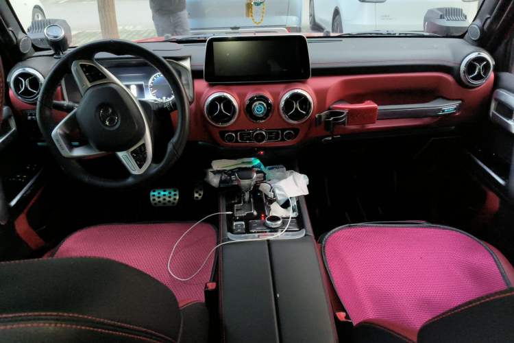 Used BAIC Off-Road BJ40 2019 PLUS 2.3T Automatic Four-Wheel Drive Flagship Edition China VI Emission Standard