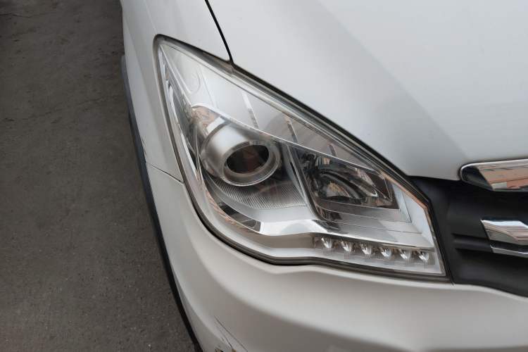 Used FAW Senya S80 2015 1.5L Manual 5-Seater Urban Edition
