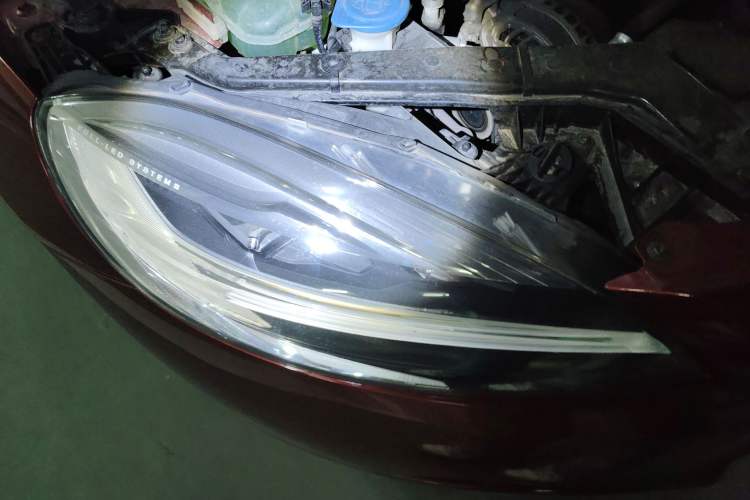 Used Volvo V40 2018 T3 Zhiyi Edition Right Front Headlight