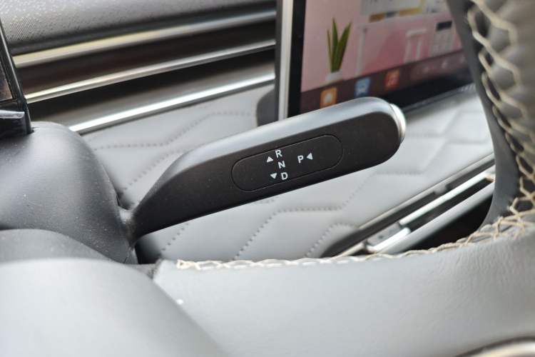 Used Dongfeng NAMMI 01 2024 430 Plus Smart+
