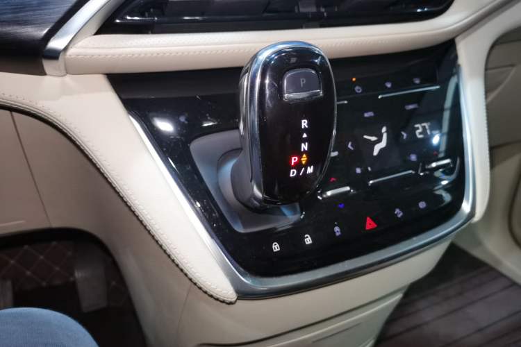 Used Buick GL8 2023 ES Lu Zun Luxury Model
