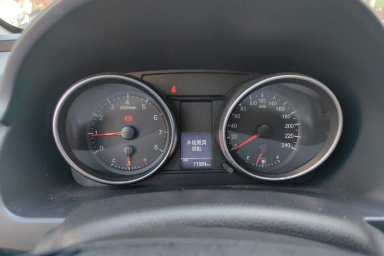 Used Haval H6 2015 Sport Edition 1.5T Manual Two-Wheel Drive Elite Model Instrument Cluster