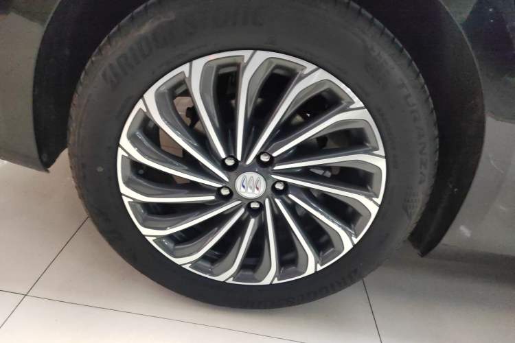 Used Buick LaCrosse 2023 28T Enjoyment Edition