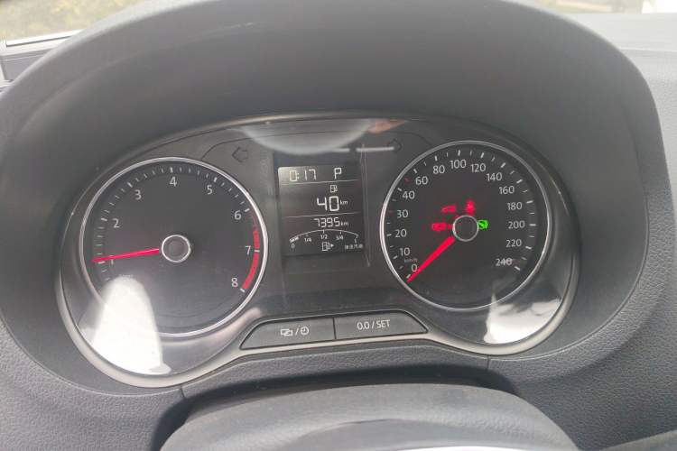 Used Volkswagen Polo 2016 1.6L Automatic Comfort Model