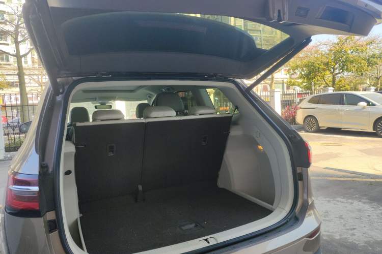 Used Volkswagen Viloran 2020 380TSI Prestige Edition