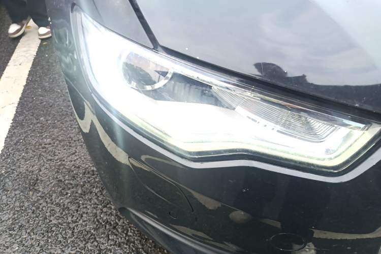 Used Audi A6L 2014 TFSI Standard Model Right Front Headlight