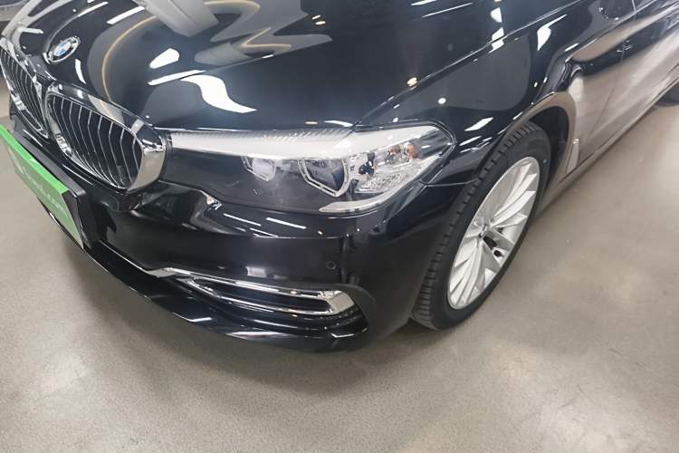 Used BMW 5 Series 2019 525Li Luxury Package