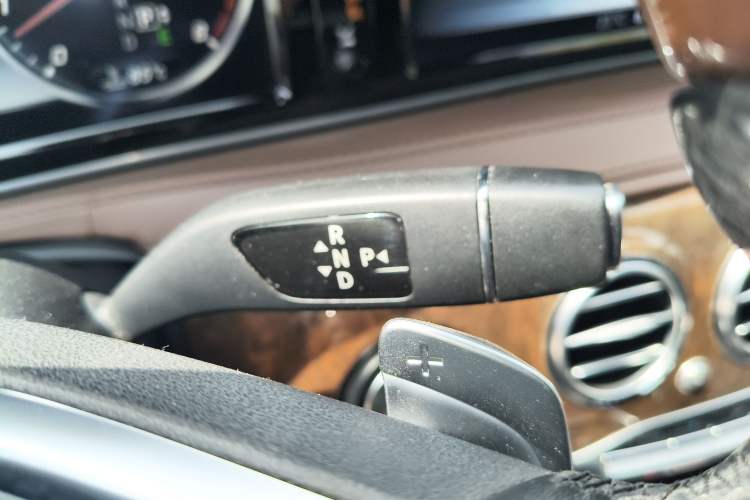 Used Mercedes-Benz S-Class 2017 S 320 L Luxury Model Gear Lever