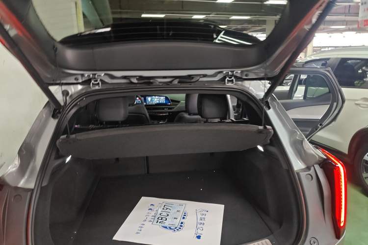 Used Cadillac GT4 2023 25T Prestige Version
