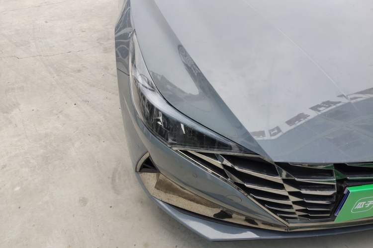 Used Hyundai Elantra 2022 1.5L CVT LUX Prestige Edition Exterior 6