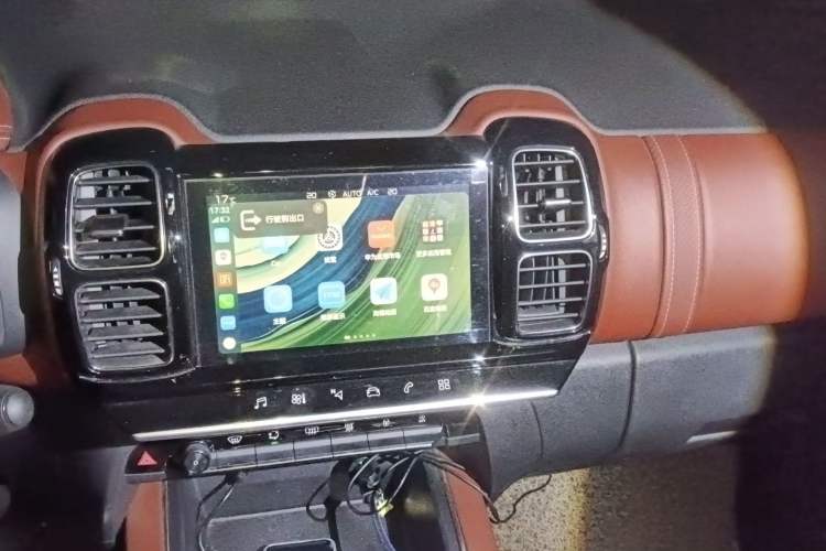 Used Citroen C5 AIRCROSS 2017 380THP Luxury Model Audio And AC Panel