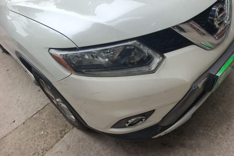 Used Nissan X-Trail 2016 2.0L CVT Smart Enjoyment Version 4WD
