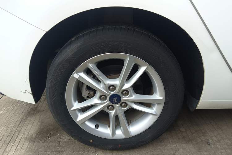 Used Ford Escort 2019 Revised Version 1.5L Automatic Enjoyment Type China VI Standard