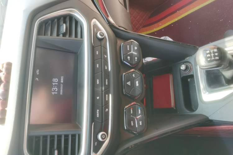 Used GAC Trumpchi GS4 2015 200T Manual Luxury Edition Audio And AC Panel