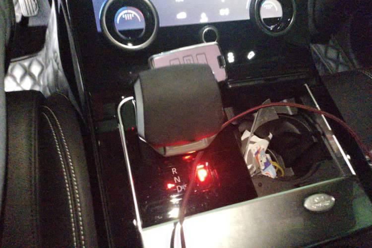 Used Land Rover Range Rover Velar 2022 250 PS