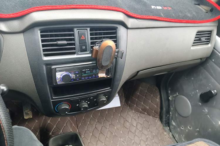 Used Wuling Rongguang 2014 1.2L S Base Model