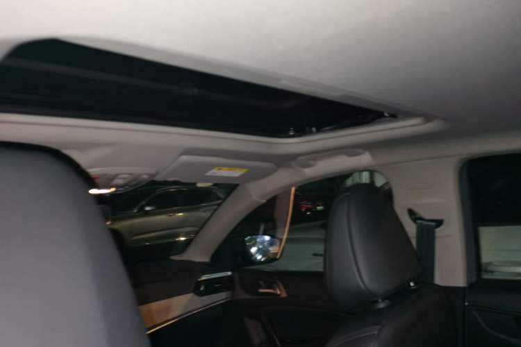 Used Peugeot 408 2022 1.6T Light-Chasing Edition
