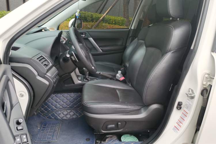 Used Subaru Forester 2015 2.0i Special Edition Commemorative Model
